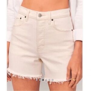 Abercrombie & Fitch Dad Denim Short Cream White